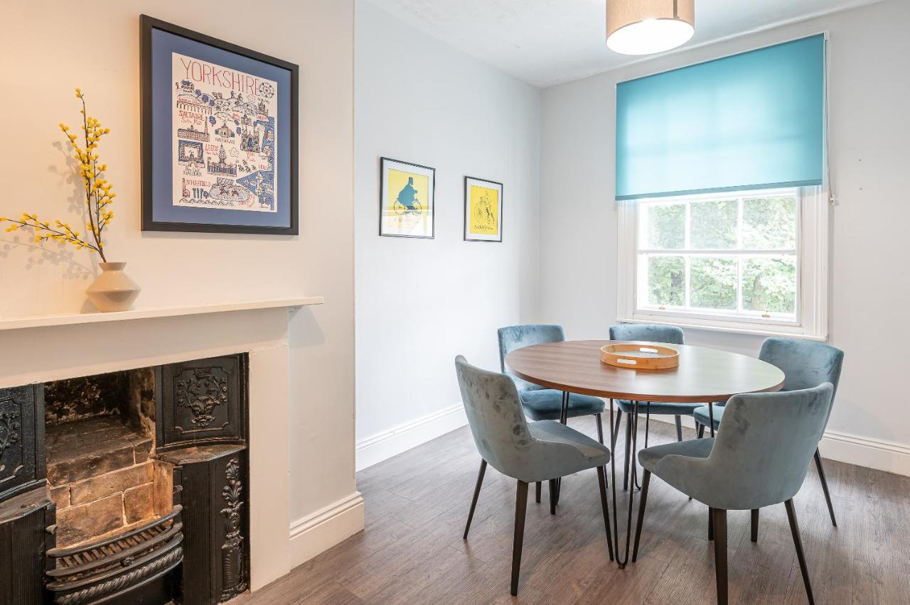 The Falcon Tap Appartement York Buitenkant foto