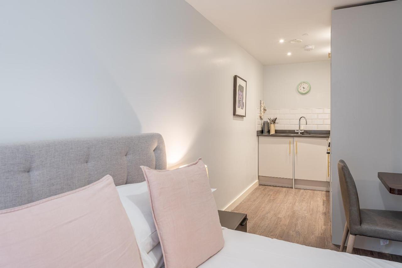 The Falcon Tap Appartement York Buitenkant foto