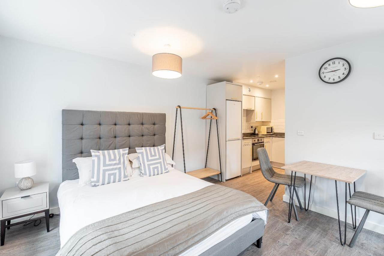 The Falcon Tap Appartement York Buitenkant foto
