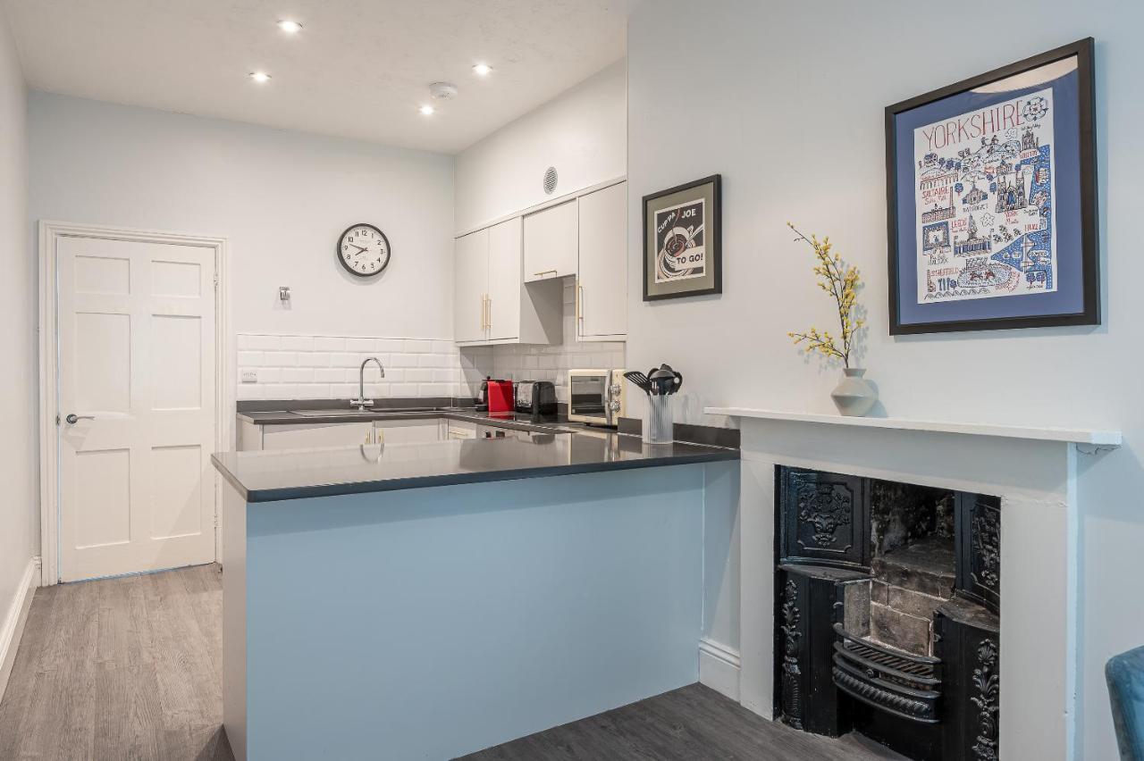 The Falcon Tap Appartement York Buitenkant foto